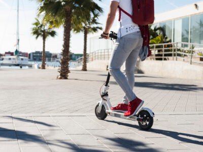 LOCATION DE TROTTINETTES ÉLECTRIQUES - NOMADS – E-SCOOTERS & CO