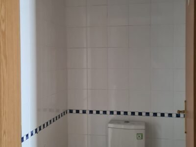 Local commercial à louer - 44m2 à 500m de Praia da Rocha - Portimão